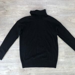 black cashmere turtleneck | everlane | xs